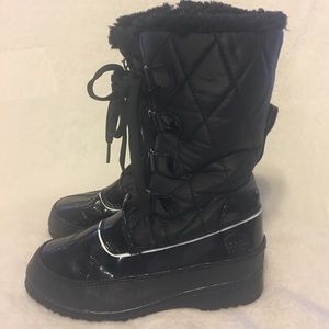 Girls size 12 & 13 Totes Boots Black Tall Lace Up